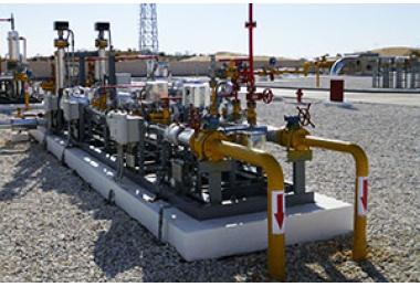 Gas metering and pressure regulating system
